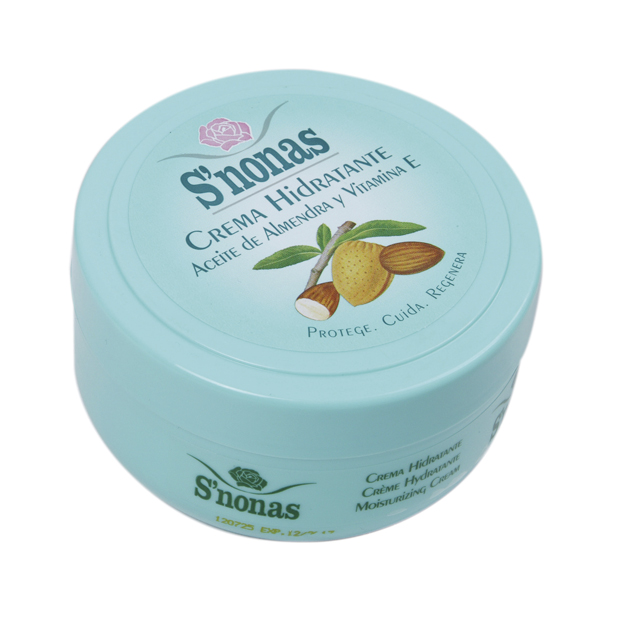 crema con aceite de almendra crema con aceite de almendra